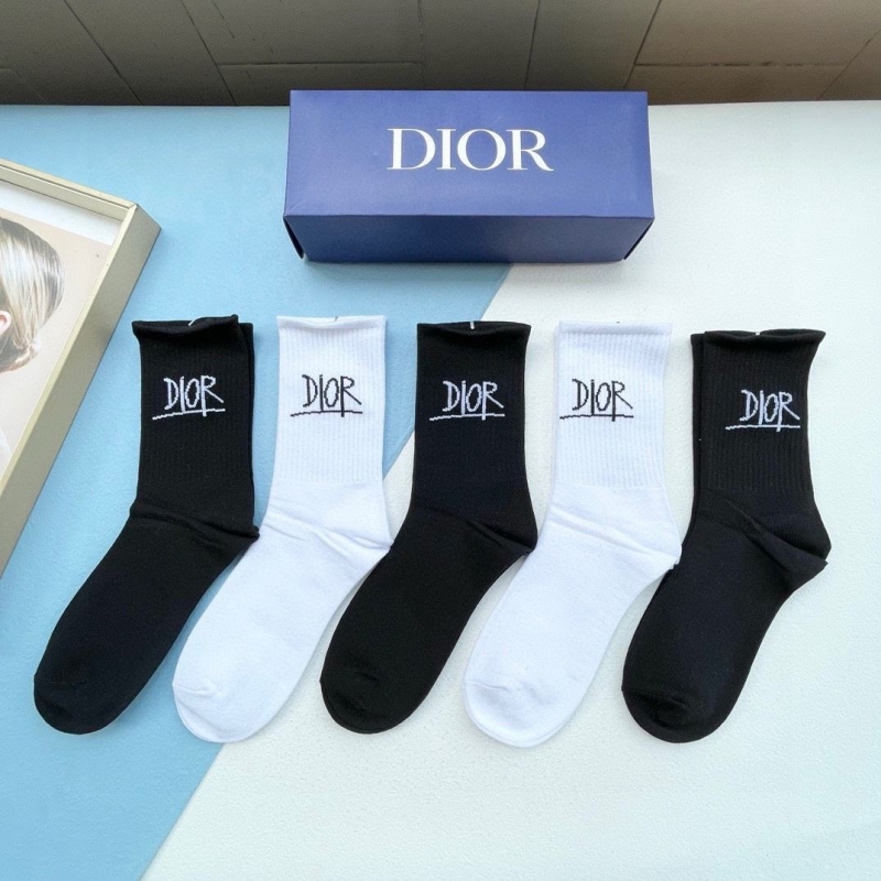 DIOR